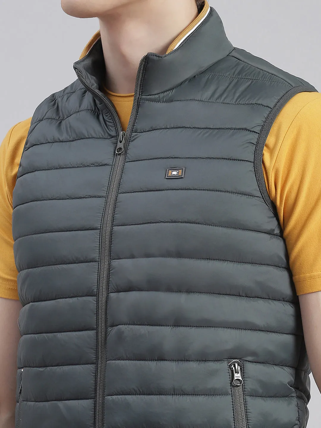 Men Olive Solid Stand Collar Sleeveless Jackets